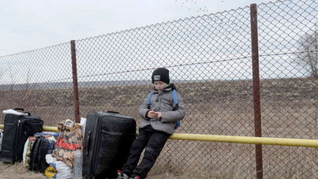 Близо 100 000 млади мъже са напуснали Украйна